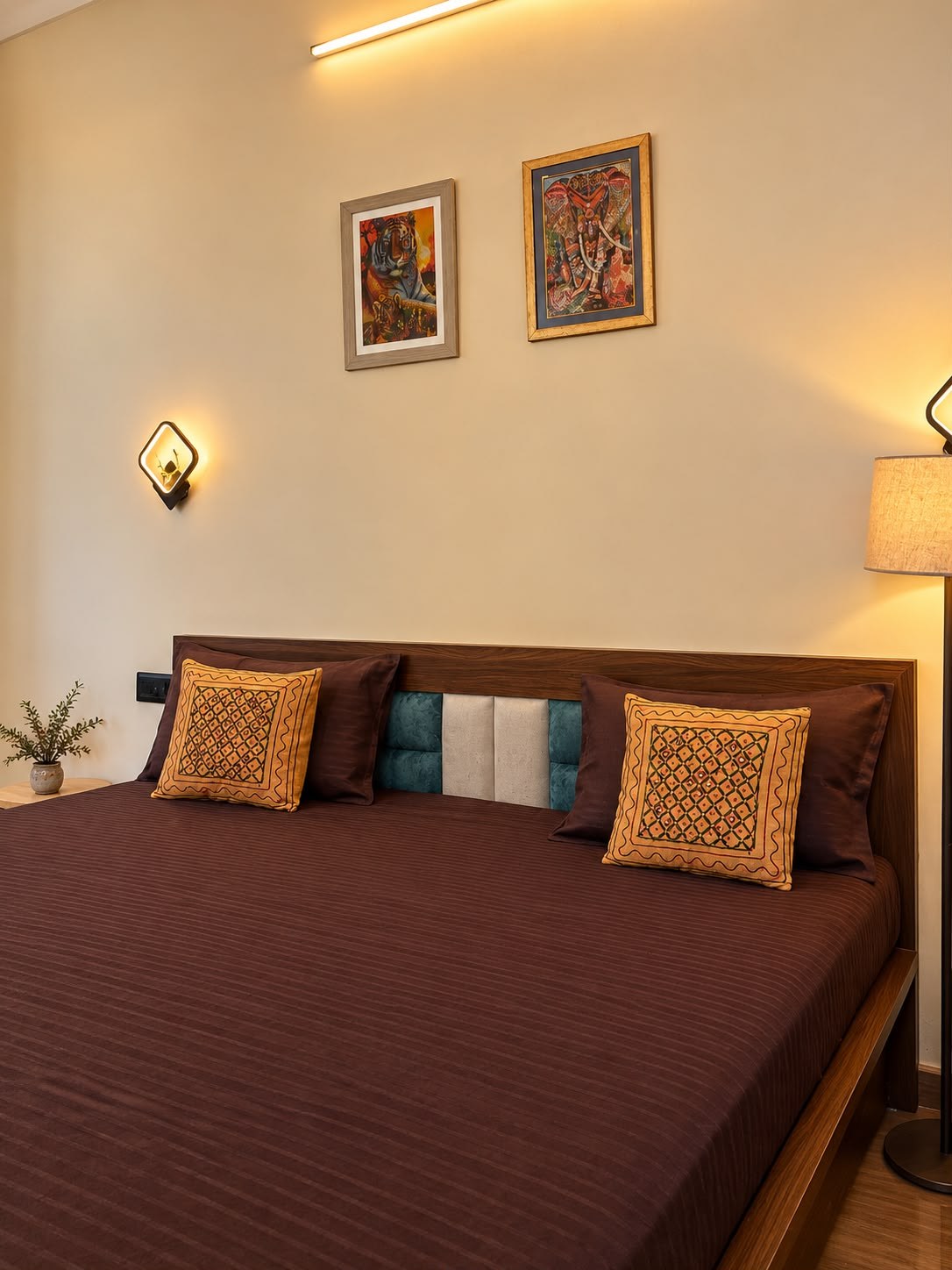 The Nest Cottage bedroom, Mukteshwar Road